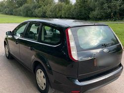 Schwarz Gebraucht 2008 Ford Focus Kombi | 950 € (Guter Preis)