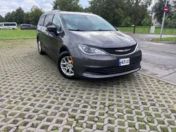 Grau Gebraucht 2020 Chrysler Pacifica SUV | 10.500 €