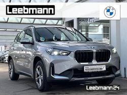Spacesilber (metallic) Gebraucht 2024 BMW X1 Shadowline SUV | 34.590 € (Superpreis)