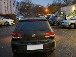 Schwarz Gebraucht 2010 VW Golf Limousine | 8.400 € (Teuer)