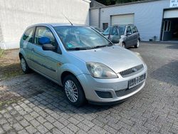 Silber Gebraucht 2007 Ford Fiesta Kleinwagen | 1.999 € (Fairer Preis)