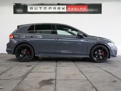 Grau Gebraucht 2024 VW Golf VIII GTD Limousine | 33.880 € (Etwas zu teuer)