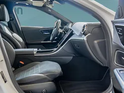 Weiß Gebraucht 2023 Mercedes C300e Kombi | 38.849 € (Guter Preis)