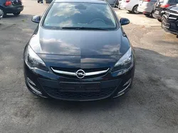 Schwarz Gebraucht 2013 Opel Astra Active Limousine | 5.999 € (Fairer Preis)