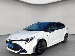 Weiss Gebraucht 2024 Toyota Corolla Basis Kombi | 27.490 € (Fairer Preis)