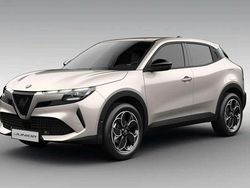 Beige (avorio scala) Neu 2025 Alfa Romeo GT Junior Ti SUV | 33.450 € (Fairer Preis)