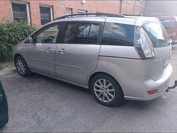 Silber Gebraucht 2010 Mazda 5 Van / Kleinbus | 4.700 € (Etwas zu teuer)