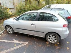 Silber Gebraucht 2003 Seat Ibiza Sport Limousine | 950 € (Guter Preis)