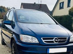 Blau Gebraucht 2005 Opel Zafira Edition Van / Kleinbus | 1.890 € (Fairer Preis)