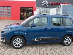 Blau Gebraucht 2019 Citroën Berlingo Feel Van / Kleinbus | 16.400 € (Etwas zu teuer)