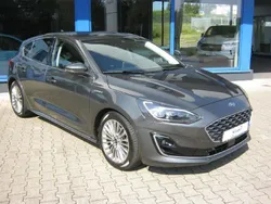 Grau Gebraucht 2021 Ford Focus Vignale Limousine | 17.490 € (Fairer Preis)
