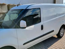 Weiß Gebraucht 2016 Fiat Doblò Van / Kleinbus | 8.550 € (Fairer Preis)