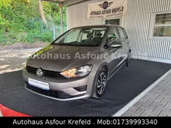 Grau Gebraucht 2016 VW Golf Sportsvan S Van / Kleinbus | 13.490 € (Fairer Preis)