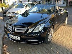 Schwarz Gebraucht 2012 Mercedes E200 Avantgarde Cabrio | 11.998 € (Superpreis)