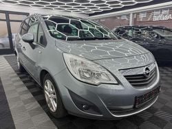 Silbersee/perl silber (m2) Gebraucht 2011 Opel Meriva Design Edition Van / Kleinbus | 2.500 € (Guter Preis)