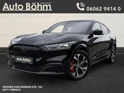 Schwarz(metallic) Gebraucht 2021 Ford Mustang Mach-E SUV | 35.430 € (Guter Preis)