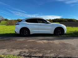 Weiß Gebraucht 2018 Alfa Romeo Stelvio Quadrifoglio SUV | 45.500 € (Fairer Preis)