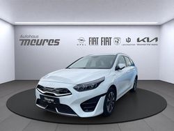 Weiss Gebraucht 2022 Kia Ceed Sportswagon Vision Kombi | 21.688 € (Fairer Preis)