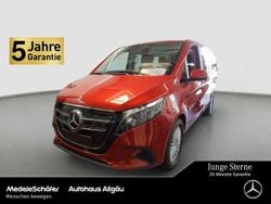 Hyazinthrot Gebraucht 2024 Mercedes EQV300 Van / Kleinbus | 47.850 € (Guter Preis)