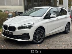 Weiß Gebraucht 2020 BMW 220 Active Tourer Sport Line Van / Kleinbus | 12.800 € (Superpreis)