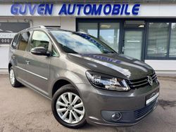 Grau Gebraucht 2013 VW Touran Highline Van / Kleinbus | 12.900 € (Etwas zu teuer)