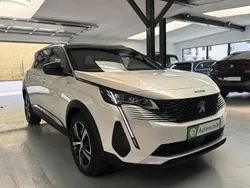 Violett Gebraucht 2023 Peugeot 5008 GTi Van / Kleinbus | 28.499 € (Fairer Preis)