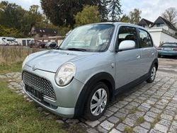 Silber Gebraucht 2009 Daihatsu Trevis Kleinwagen | 2.250 € (Etwas zu teuer)