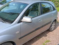 Silber Gebraucht 2025 Kia Rio Limousine | 4.700 €