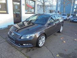 Braun Gebraucht 2011 VW Passat Highline Kombi | 5.950 € (Guter Preis)