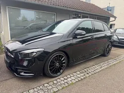 Kosmosschwarz Gebraucht 2020 Mercedes B220 AMG Van / Kleinbus | 25.999 € (Fairer Preis)