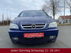 Blau Gebraucht 2004 Opel Zafira Elegance Van / Kleinbus | 2.999 € (Etwas zu teuer)