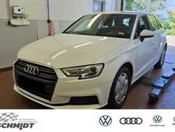 Ibisweiß Gebraucht 2019 Audi A3 Comfort | 13.975 € (Superpreis)