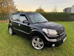 Schwarz Gebraucht 2009 Kia Soul SUV | 3.999 € (Guter Preis)