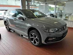 Grau Gebraucht 2022 VW Passat R-line Kombi | 20.950 € (Fairer Preis)