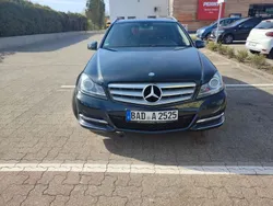 Schwarz Gebraucht 2012 Mercedes C220 Avantgarde Kombi | 9.800 € (Fairer Preis)
