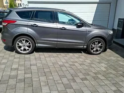 Grau Gebraucht 2014 Ford Kuga Individual SUV | 11.499 € (Fairer Preis)
