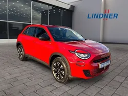 Rot Gebraucht 2024 Fiat 125 SUV | 23.490 € (Fairer Preis)
