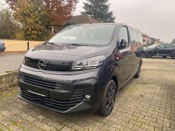 Grau Gebraucht 2024 Opel Vivaro Van | 44.990 €