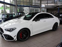 Polarweiss Gebraucht 2022 Mercedes CLA45 AMG AMG Limousine | 52.500 € (Etwas zu teuer)