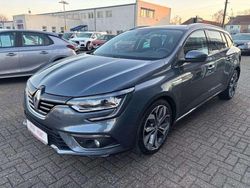 Grau Gebraucht 2017 Renault Mégane GrandTour Bose Edition Kombi | 10.990 € (Fairer Preis)