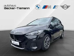 Saphirschwarz metallic Gebraucht 2024 BMW 220 M Sport Van / Kleinbus | 39.909 € (Teuer)