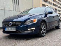 Blau Gebraucht 2015 Volvo V60 Ocean Race Kombi | 10.000 €