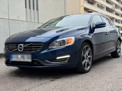 Blau Gebraucht 2015 Volvo V60 Ocean Race Kombi | 10.000 € (Teuer)
