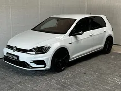 Weiß Gebraucht 2020 VW Golf VII R Limousine | 37.990 €