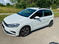 Weiß Gebraucht 2020 VW Golf Sportsvan Comfortline Van / Kleinbus | 18.300 € (Fairer Preis)