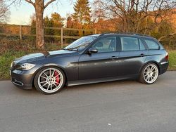 Grau Gebraucht 2008 BMW 335 Basis Kombi | 15.900 €