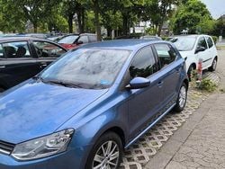 Blau Gebraucht 2015 VW Polo Comfortline Kleinwagen | 7.400 € (Guter Preis)