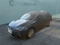 Grau Gebraucht 2024 Seat Ibiza FR Limousine | 21.499 € (Fairer Preis)