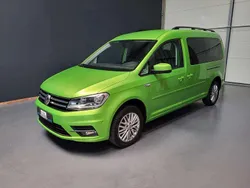 Viperngrün metallic Gebraucht 2018 VW Caddy Maxi Comfortline Van / Kleinbus | 26.950 €