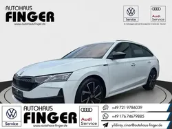 Moon white Gebraucht 2024 Skoda Octavia SportLine Kombi | 35.890 € (Fairer Preis)